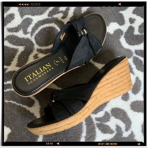 Italian Shoemakers Black Wedge Sandals Size 8.5